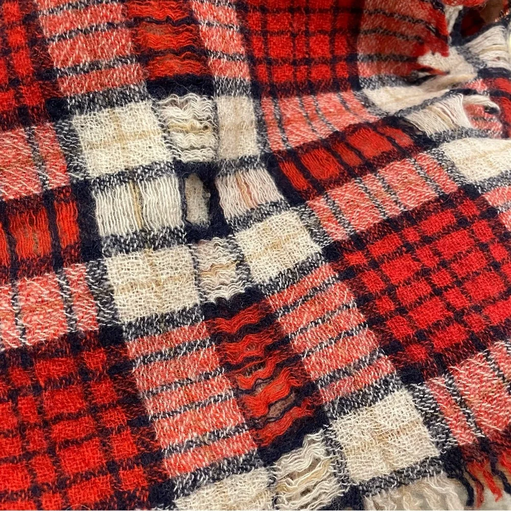 Madewell Plaid Distressed 100% Wool Scarf Style#05510